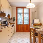 Familybo Jacqueline Апартаменты *