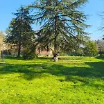 Familybo Jacqueline Апартаменты *