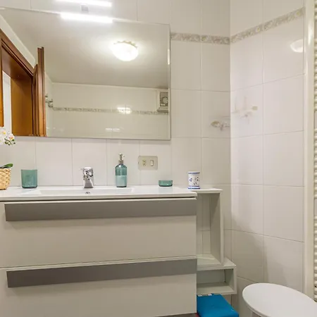 Apartamento Familybo Jacqueline Borgo Nuovo