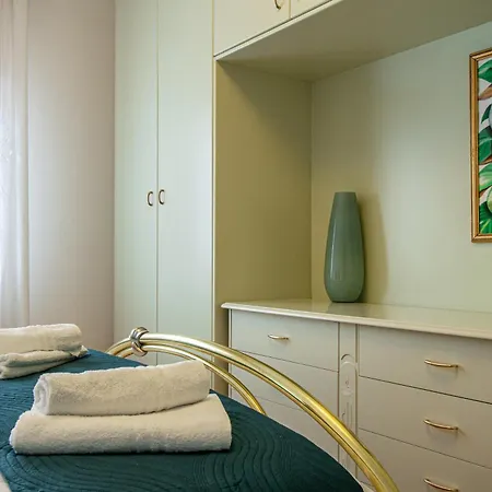 Familybo Jacqueline * Borgo Nuovo