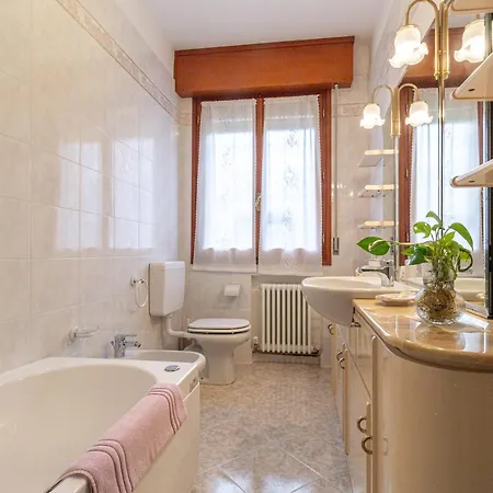 Familybo Jacqueline *