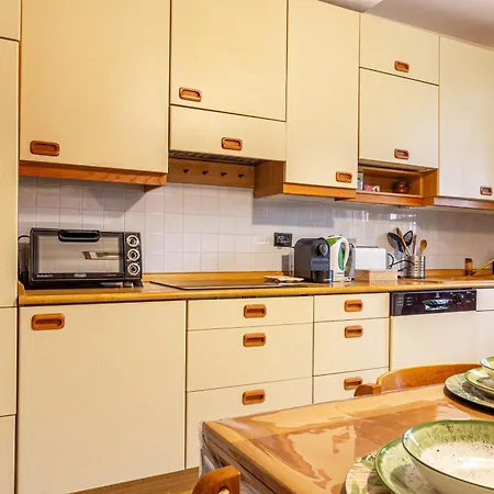 Familybo Jacqueline *